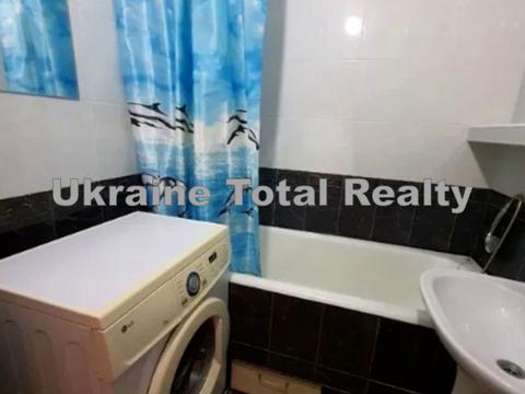 квартира за адресою Київ, Академіка Заболотного вул., 110