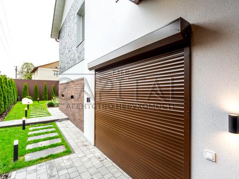 будинок за адресою с. Нові Безрадичі, Жовта