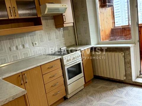 квартира по адресу Анны Ахматовой ул., 15