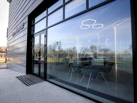 комерційна за адресою Володимира Івасюка просп. (Героїв Сталінграду), 2-Д