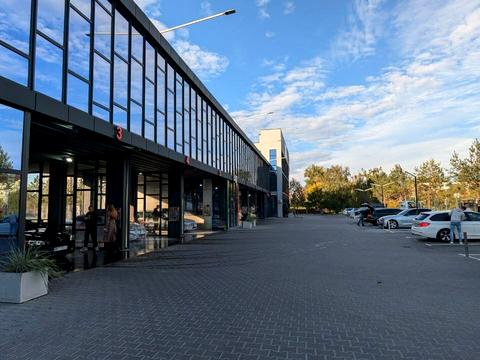 комерційна за адресою Рівне, Пасхальна, 28