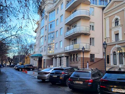 квартира по адресу Французский бульв., 5