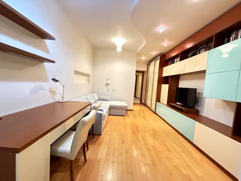 квартира за адресою Шовковична вул., 13/2