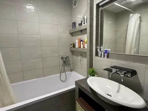 квартира по адресу Академика Сахарова ул., 40