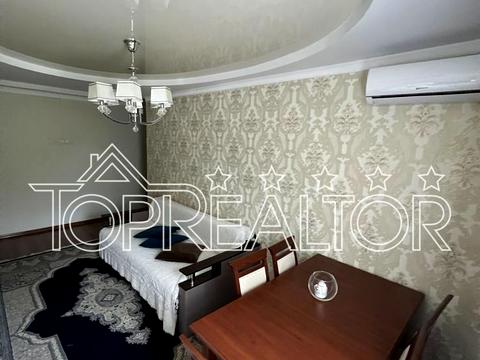 квартира за адресою Ахсарова вул., 5