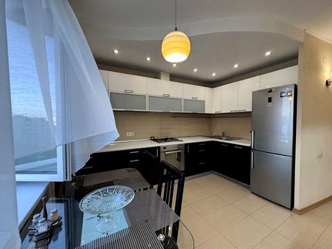 квартира за адресою Паркова вул., 77