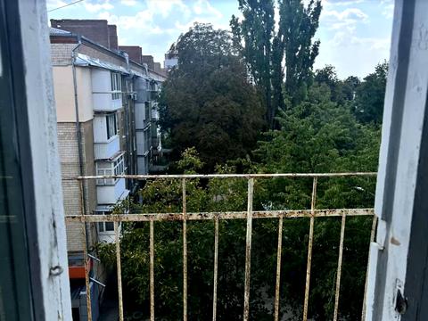 квартира за адресою Космонавтів просп., 16