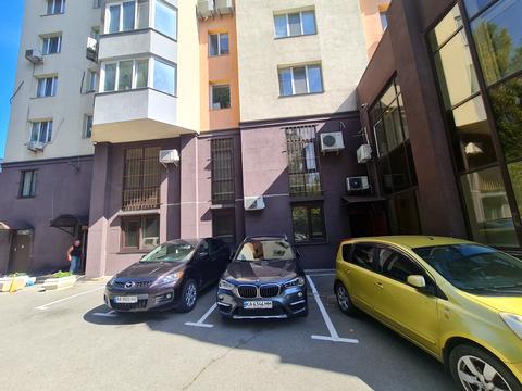 коммерческая по адресу Борщаговская ул., 206