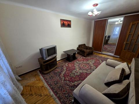 квартира за адресою Поштова вул. (Горького), 165