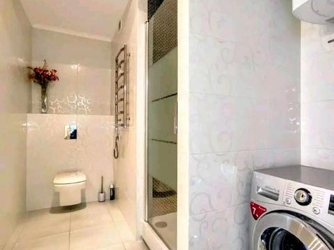 квартира за адресою Саперно-Слобідська вул., 10