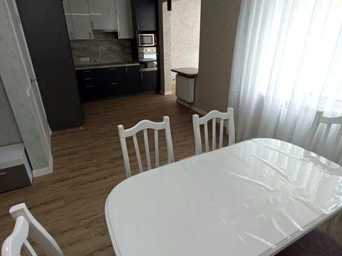 квартира за адресою Вишняківська вул., 4