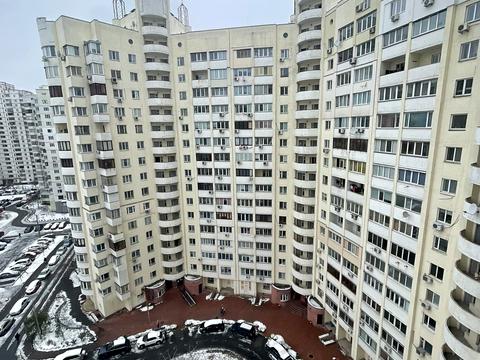 квартира за адресою Миколи Бажана просп., 26
