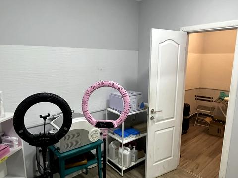 комерційна за адресою Ніни Строкатої вул. (Буніна), 24