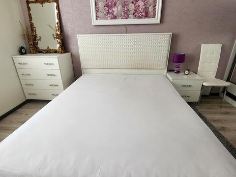 квартира за адресою Київ, Регенераторна вул., 4