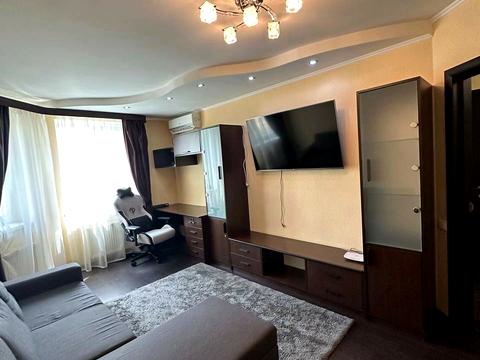 квартира за адресою Боголюбова вул., 18