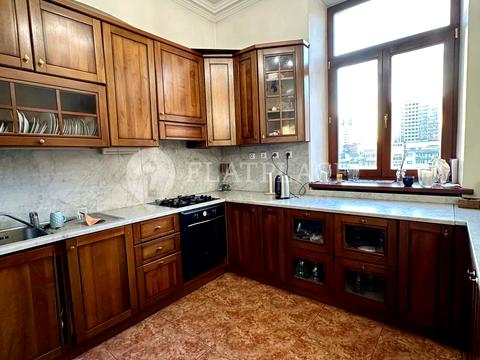 квартира за адресою Предславинська вул., 30