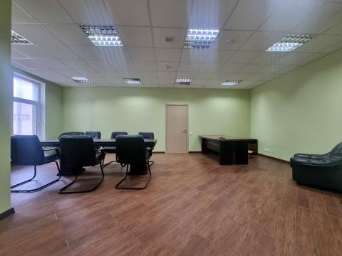 комерційна за адресою Саксаганського вул., 119