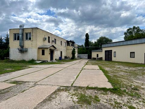 комерційна за адресою Азовстальська вул., 21