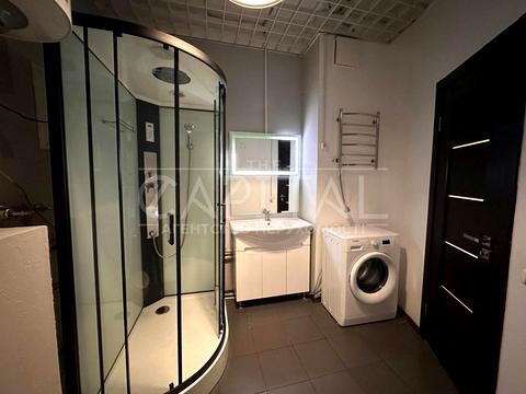 комерційна за адресою Бульварно-Кудрявська вул. (Воровського), 21