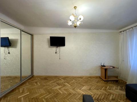 квартира за адресою Олени Теліги вул., 7