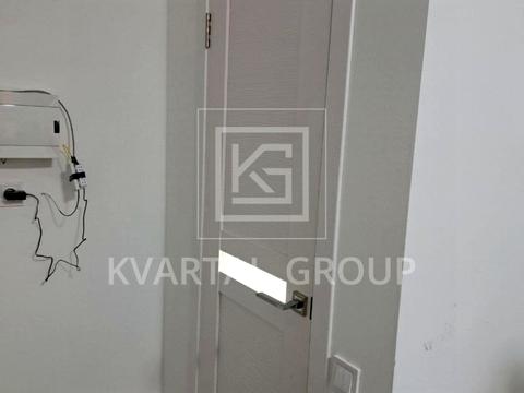 комерційна за адресою Гнатюка вул., 4