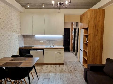 квартира за адресою Михайла Максимовича вул. (Онуфрія Трутенка), 24-Б