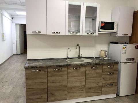 комерційна за адресою Болсуновська, 8