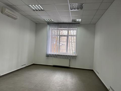 коммерческая по адресу Генерала Юнакива ул., 9