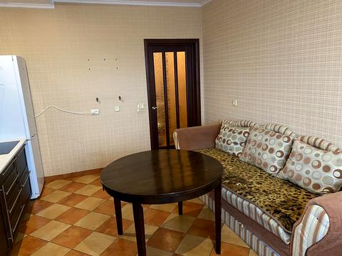 квартира за адресою Миколи Голего вул. (Лебедєва-Кумача), 5