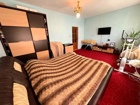 будинок за адресою Небесної Сотні просп. (Маршала Жукова)