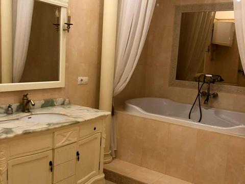 квартира за адресою Володимира Івасюка просп. (Героїв Сталінграду), 4