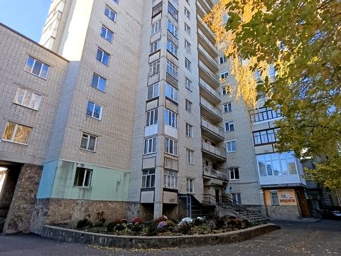 квартира по адресу вул. Небесної Сотні, 24