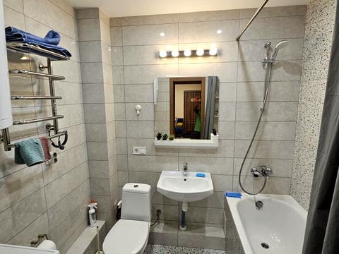 квартира за адресою Ревуцького вул., 54
