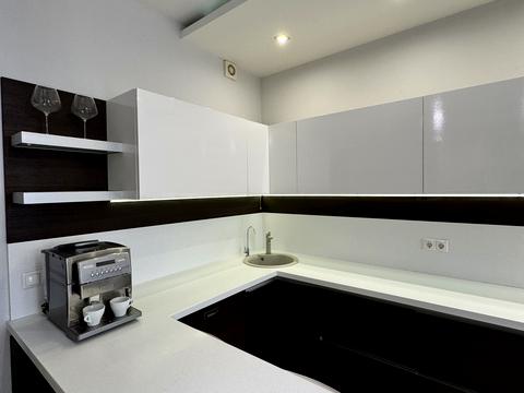 квартира по адресу Андрея Верхогляда ул. (Михайла Драгомирова), 4