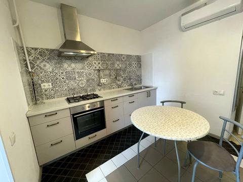 квартира по адресу Українська ул., 32б