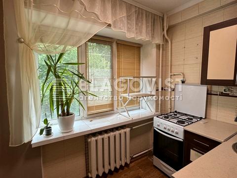 квартира за адресою Голосіївський просп. (40-річчя Жовтня), 110