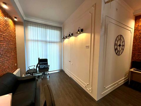 комерційна за адресою Дмитріївська вул. (Дмитрія Донського), 59