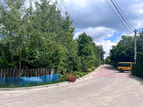 участок по адресу Потічкова