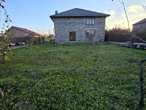 будинок за адресою Івасюка