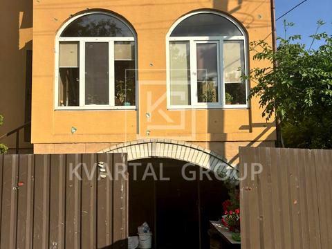 будинок за адресою Вишнева, 3