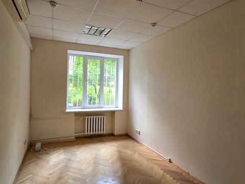 коммерческая по адресу Кловский спуск, 4