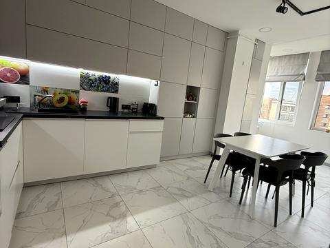 квартира за адресою Юнацька вул., 6