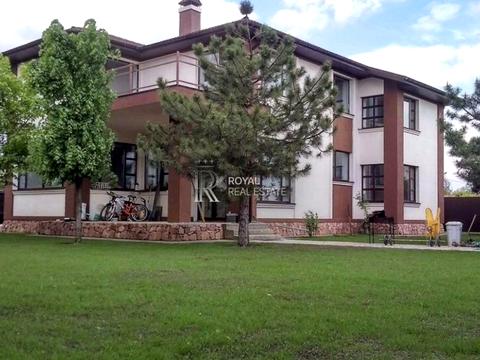 будинок за адресою с. Вишеньки, Єдності вул.