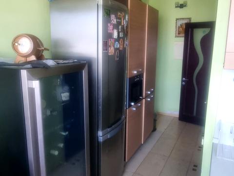 квартира за адресою Червоної Калини просп. (Володимира Маяковського), 8-Б