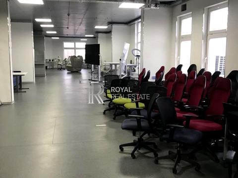 коммерческая по адресу Кияновский пер., 7-А