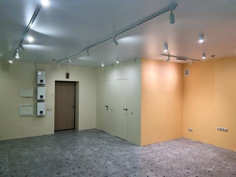 комерційна за адресою Прорізна вул., 15