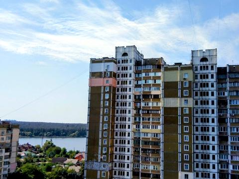 квартира за адресою Академіка Єфремова вул. (Командарма Уборевича), 27