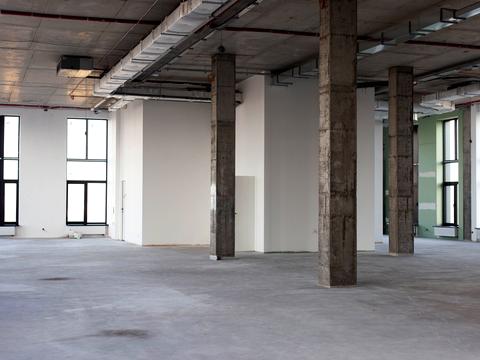 комерційна за адресою Академіка Книшова вул. (Амурська), 6