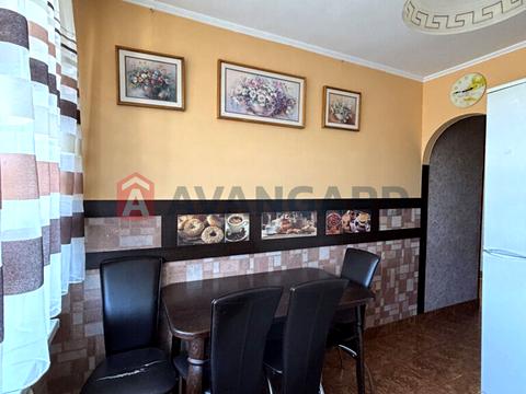 квартира за адресою Наукова вул., 28