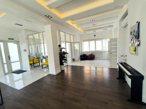 комерційна за адресою Василя Тютюнника вул. (Анрі Барбюса), 5-А